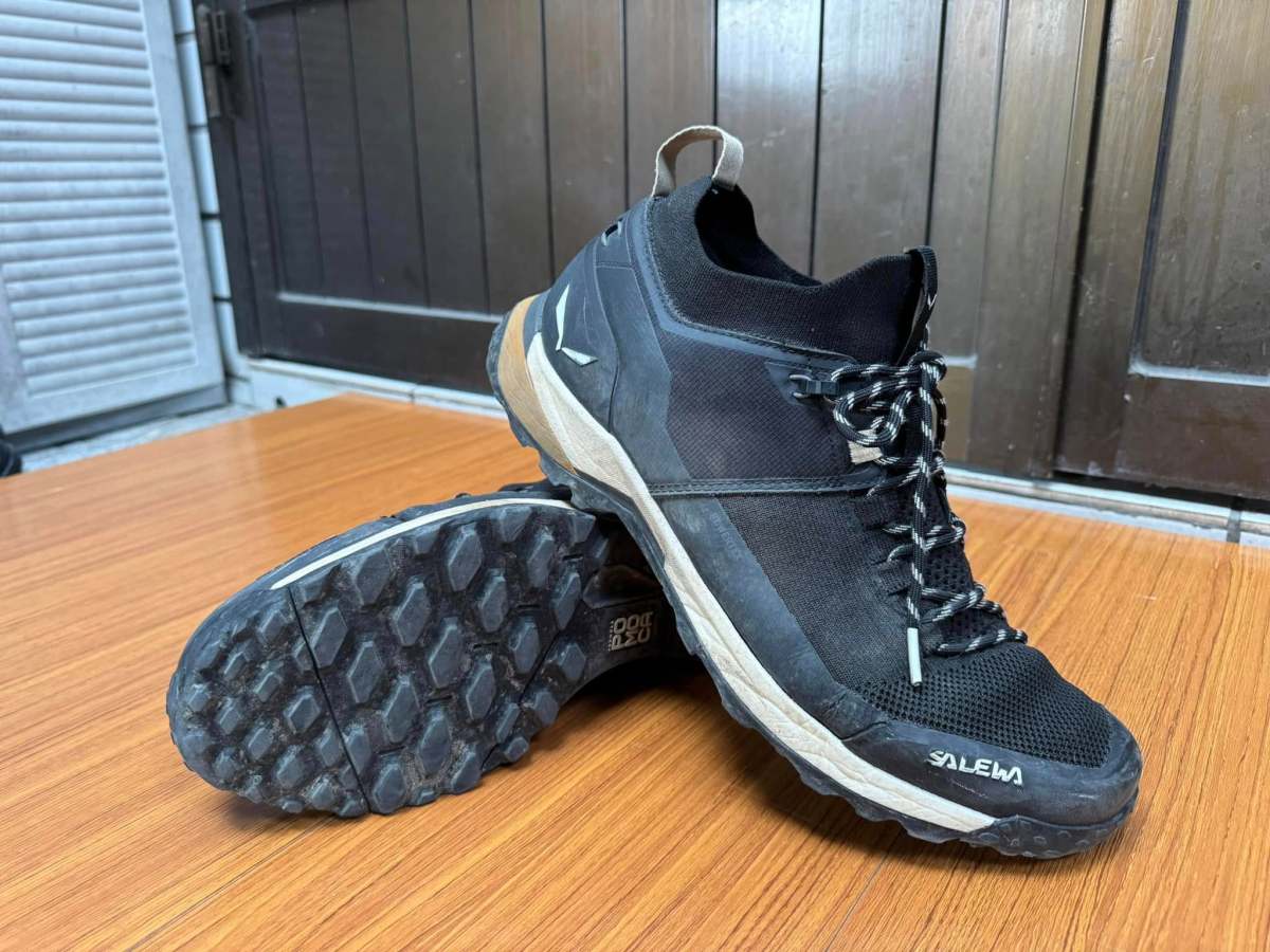 🥾【實測開箱】SALEWA PUEZ KNIT POWERTEX 低筒防水登山鞋｜都市通勤到郊山健行都好穿！